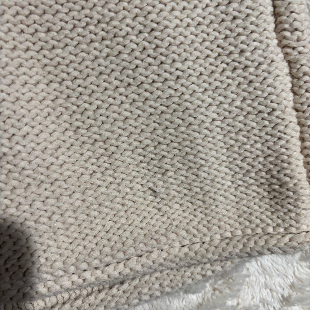 Universal Thread Sweater Vest Small - image 3